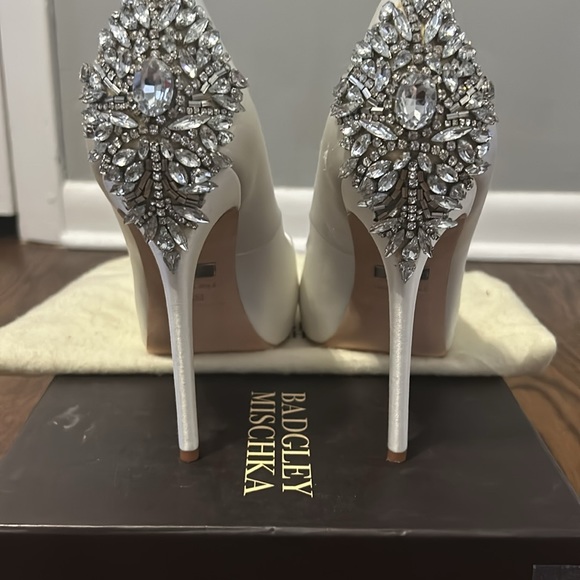 Wedding shoes - Picture 3 of 4